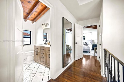 Villa ou maison à vendre à Miami, Floride: 4 chambres, 219.34 m2 № 1966249 - photo 27