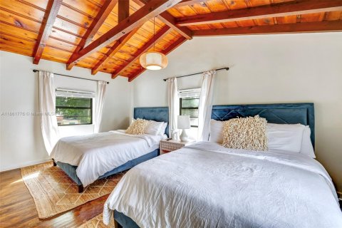 Villa ou maison à vendre à Miami, Floride: 4 chambres, 219.34 m2 № 1966249 - photo 29