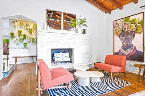 Villa ou maison à vendre à Miami, Floride: 4 chambres, 219.34 m2 № 1966249 - photo 12