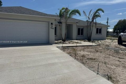 Casa en venta en Port St. Lucie, Florida, 4 dormitorios, 222.97 m2 № 1439955 - foto 2