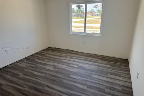 Casa en venta en Port St. Lucie, Florida, 4 dormitorios, 222.97 m2 № 1439955 - foto 5