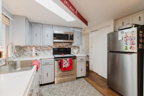Villa ou maison à vendre à Port Richey, Floride: 3 chambres, 160.91 m2 № 2142517 - photo 26