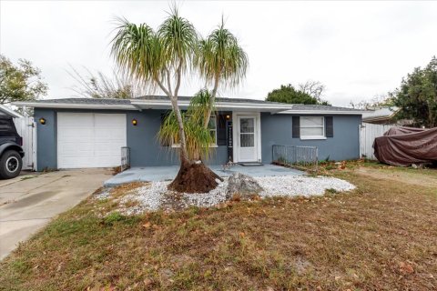 Villa ou maison à vendre à Port Richey, Floride: 3 chambres, 160.91 m2 № 2142517 - photo 13