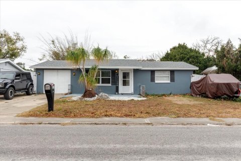 Villa ou maison à vendre à Port Richey, Floride: 3 chambres, 160.91 m2 № 2142517 - photo 6