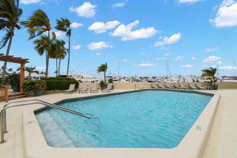 Condo in North Palm Beach, Florida, 2 bedrooms  № 2153722 - photo 23