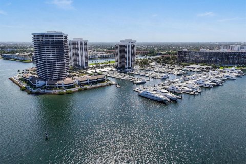 Condo in North Palm Beach, Florida, 2 bedrooms  № 2153722 - photo 22