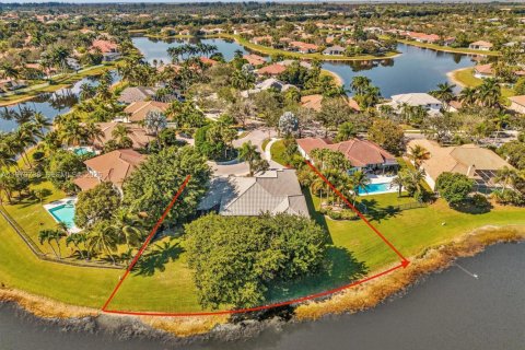 Снять в аренду виллу или дом в Уэстон, Флорида 5 спален, 358.32м2, № 2031103 - фото 5