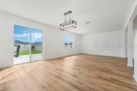 Casa en alquiler en Winter Haven, Florida, 4 dormitorios, 244.8 m2 № 1914077 - foto 4