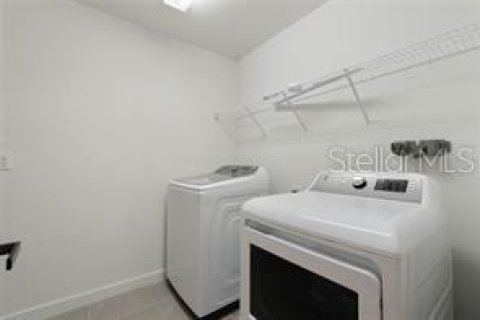 Casa en alquiler en Winter Haven, Florida, 4 dormitorios, 244.8 m2 № 1914077 - foto 10