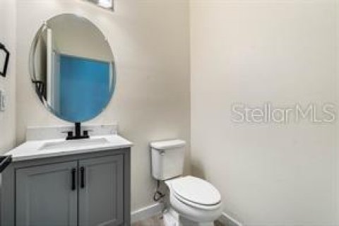 Casa en alquiler en Winter Haven, Florida, 4 dormitorios, 244.8 m2 № 1914077 - foto 9