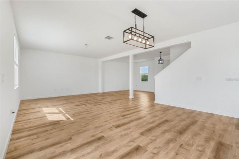 Casa en alquiler en Winter Haven, Florida, 4 dormitorios, 244.8 m2 № 1914077 - foto 15