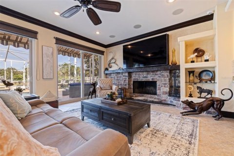 House in Saint Petersburg, Florida 3 bedrooms, 312.71 sq.m. № 2344911 - photo 17