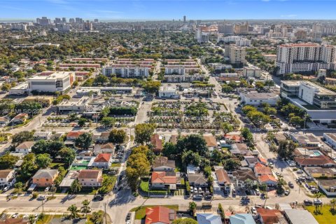 Immobilier commercial à vendre à Miami, Floride: 130.99 m2 № 2152635 - photo 19