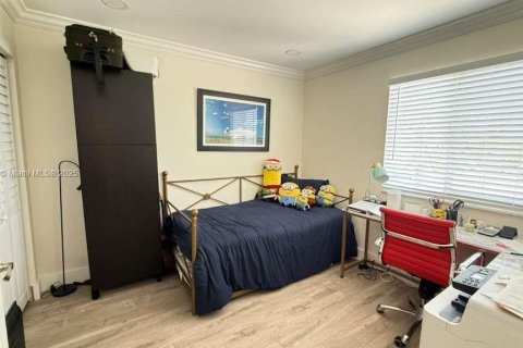 Снять в аренду таунхаус в Дирфилд-Бич, Флорида 3 спальни, 128.76м2, № 1954041 - фото 25