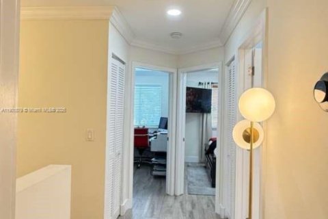 Снять в аренду таунхаус в Дирфилд-Бич, Флорида 3 спальни, 128.76м2, № 1954041 - фото 27