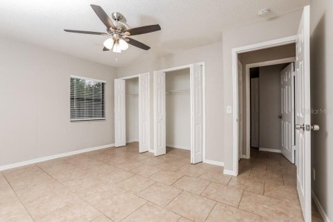 Villa ou maison à louer à Eustis, Floride: 3 chambres, 120.4 m2 № 2406976 - photo 9
