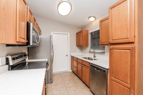 Villa ou maison à louer à Eustis, Floride: 3 chambres, 120.4 m2 № 2406976 - photo 7