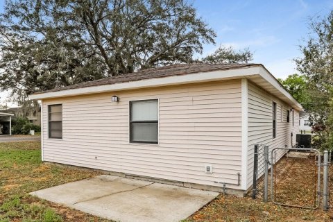 Villa ou maison à louer à Eustis, Floride: 3 chambres, 120.4 m2 № 2406976 - photo 16