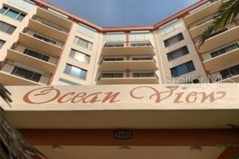 Condo in Flagler Beach, Florida, 1 bedroom  № 1717350 - photo 1