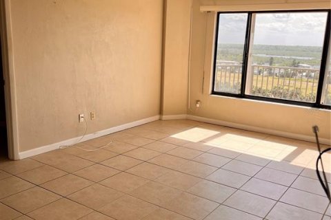 Condo in Flagler Beach, Florida, 1 bedroom  № 1717350 - photo 6