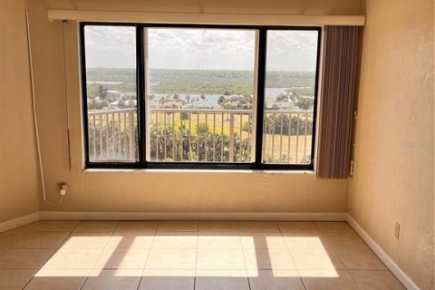 Condo in Flagler Beach, Florida, 1 bedroom  № 1717350 - photo 3