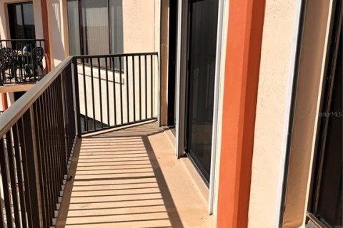 Condo in Flagler Beach, Florida, 1 bedroom  № 1717350 - photo 12