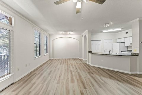 Condo in Orlando, Florida, 1 bedroom  № 1793942 - photo 10