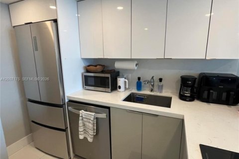 Studio in the Condo in Miami, Florida № 2073110 - photo 14