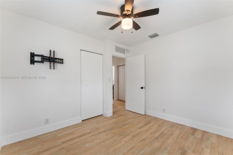 Casa en venta en Oakland Park, Florida, 3 dormitorios, 85.1 m2 № 2001964 - foto 17