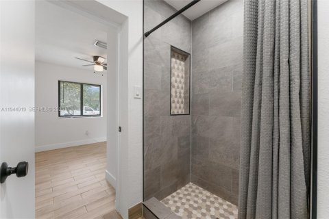 Casa en venta en Oakland Park, Florida, 3 dormitorios, 85.1 m2 № 2001964 - foto 22