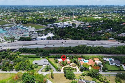Villa ou maison à vendre à Miami, Floride: 4 chambres, 311.04 m2 № 2176109 - photo 23