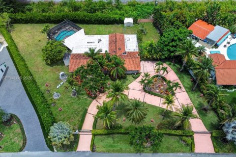Villa ou maison à vendre à Miami, Floride: 4 chambres, 311.04 m2 № 2176109 - photo 19