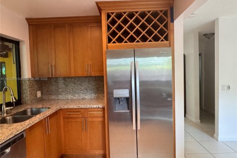 Купить виллу или дом в Майами, Флорида 3 спальни, 141.58м2, № 1953637 - фото 20