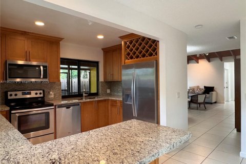 Купить виллу или дом в Майами, Флорида 3 спальни, 141.58м2, № 1953637 - фото 5