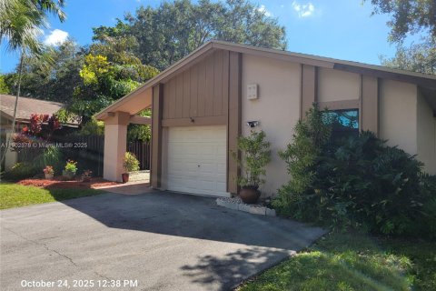 Купить виллу или дом в Майами, Флорида 3 спальни, 141.58м2, № 1953637 - фото 29