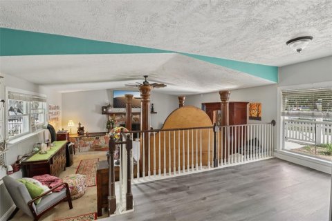 Villa ou maison à vendre à Mount Dora, Floride: 4 chambres, 253.16 m2 № 1909885 - photo 29