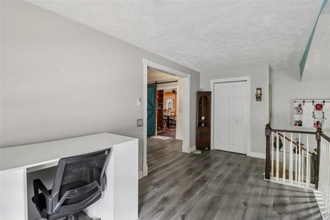 Casa en venta en Mount Dora, Florida, 4 dormitorios, 253.16 m2 № 1909885 - foto 28