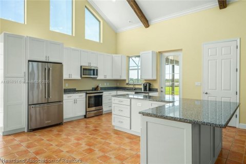 House in Lake Placid, Florida 4 bedrooms № 1766696 - photo 12