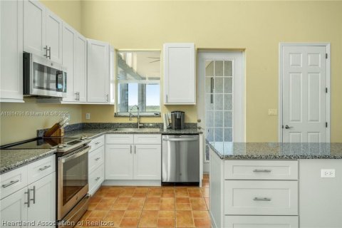 House in Lake Placid, Florida 4 bedrooms № 1766696 - photo 13
