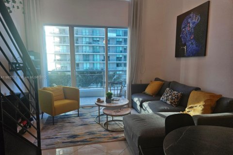 Copropriété à louer à Miami, Floride: 1 chambre, 72.93 m2 № 1891064 - photo 1
