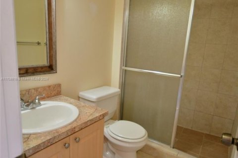 Condominio en venta en Aventura, Florida, 2 dormitorios, 100.43 m2 № 1962262 - foto 30