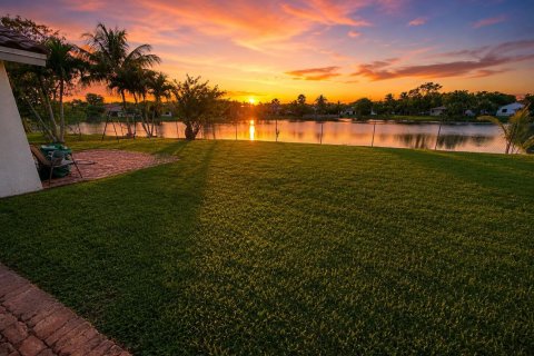 Villa ou maison à vendre à Davie, Floride: 4 chambres, 222.97 m2 № 2087353 - photo 9