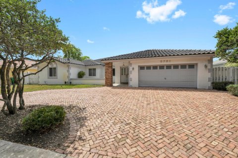 Villa ou maison à Davie, Floride 4 chambres, 222.97 m2 № 2087353