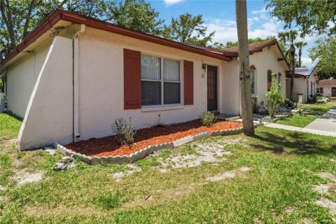 House in Kissimmee, Florida 1 bedroom, 62.43 sq.m. № 2231646 - photo 3