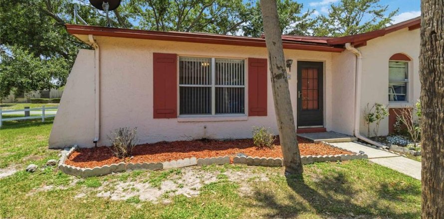 House in Kissimmee, Florida 1 bedroom, 62.43 sq.m. № 2231646