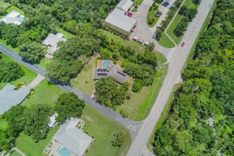 House in Vero Beach, Florida 3 bedrooms, 174.19 sq.m. № 1824568 - photo 28