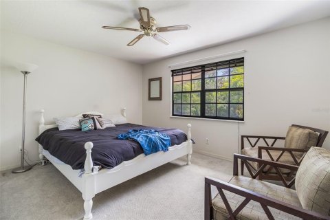 House in Vero Beach, Florida 3 bedrooms, 174.19 sq.m. № 1824568 - photo 11