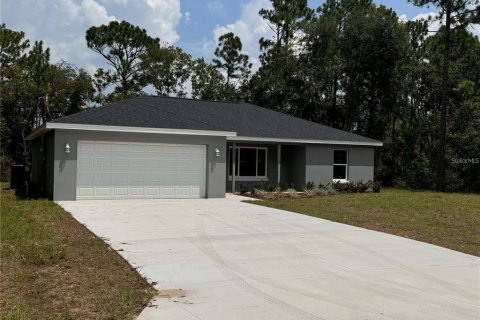 House in Silver Springs Shores, Florida 3 bedrooms, 116.22 sq.m. № 1399570 - photo 1
