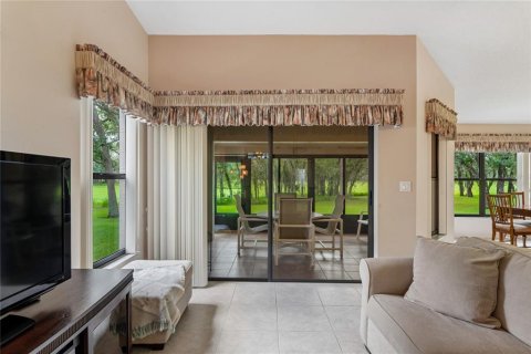Villa ou maison à vendre à Spring Hill, Floride: 2 chambres, 146.41 m2 № 2351661 - photo 24
