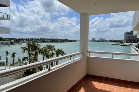 Купить кондоминиум в Майами-Бич, Флорида 1 спальня, 75.62м2, № 2057625 - фото 10